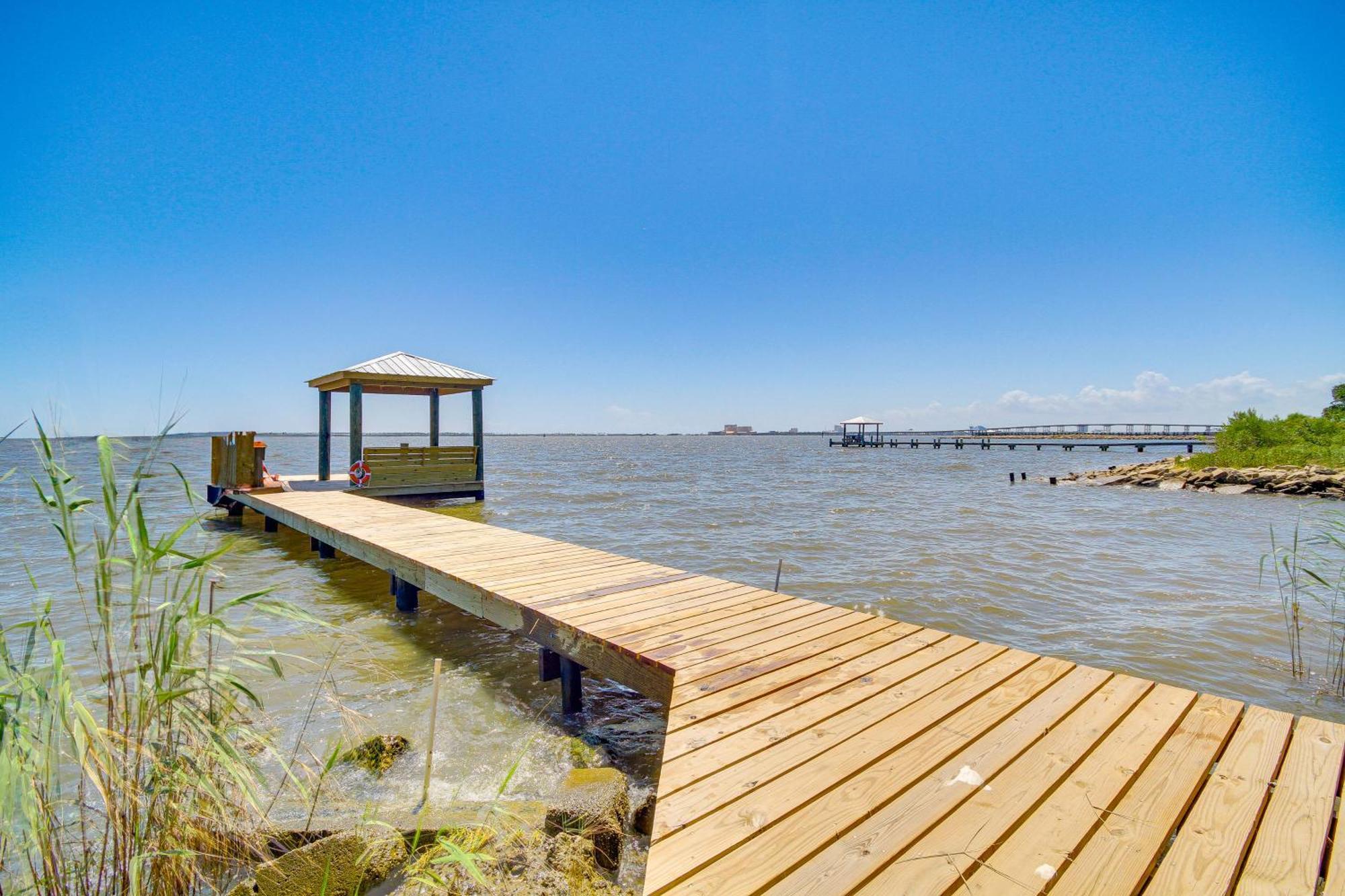 Historic Biloxi Bay Cottage With Beautiful View Оушен-Спрингс Экстерьер фото